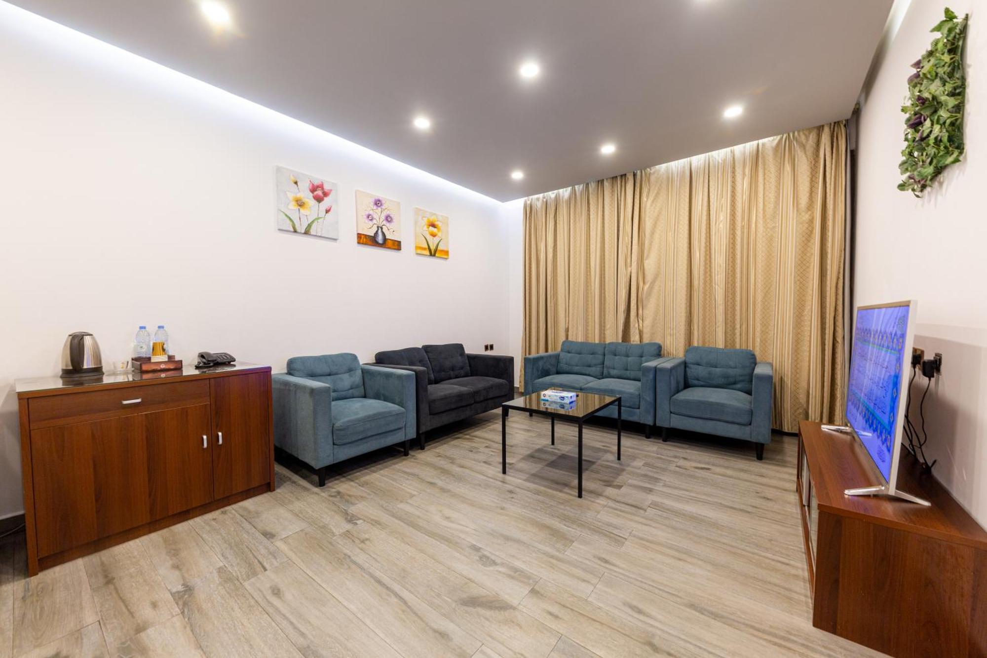 فندق روزالينا Yanbu Esterno foto